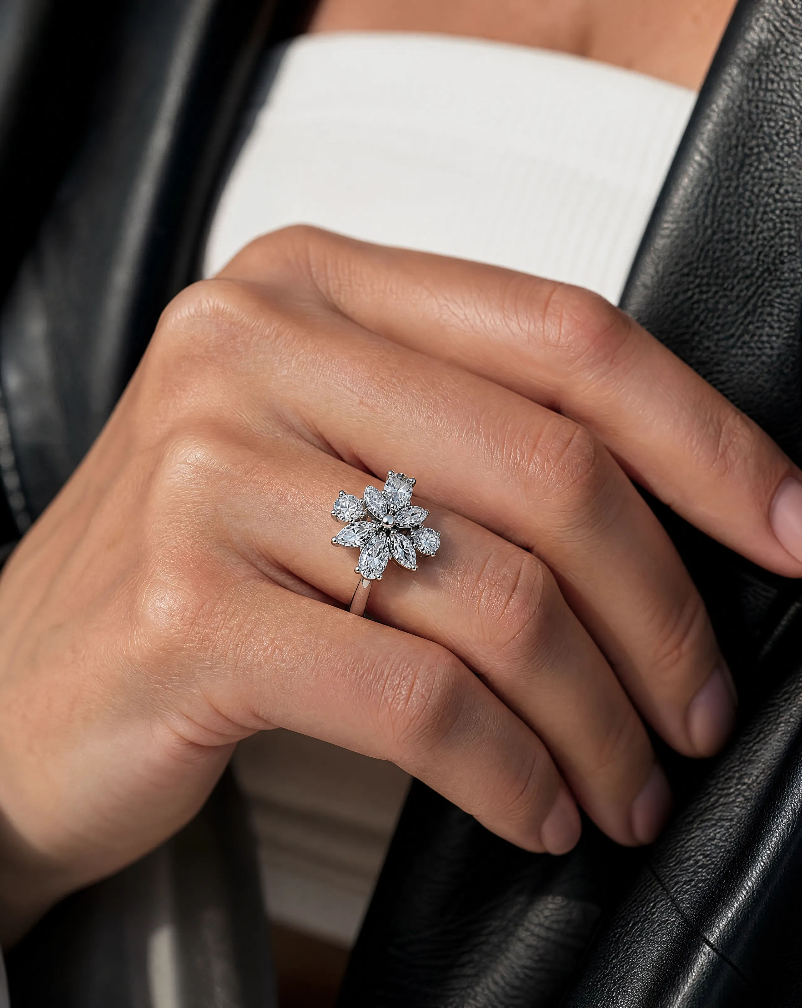FLORAVINE RING in Floravine Bridal Set - image 1