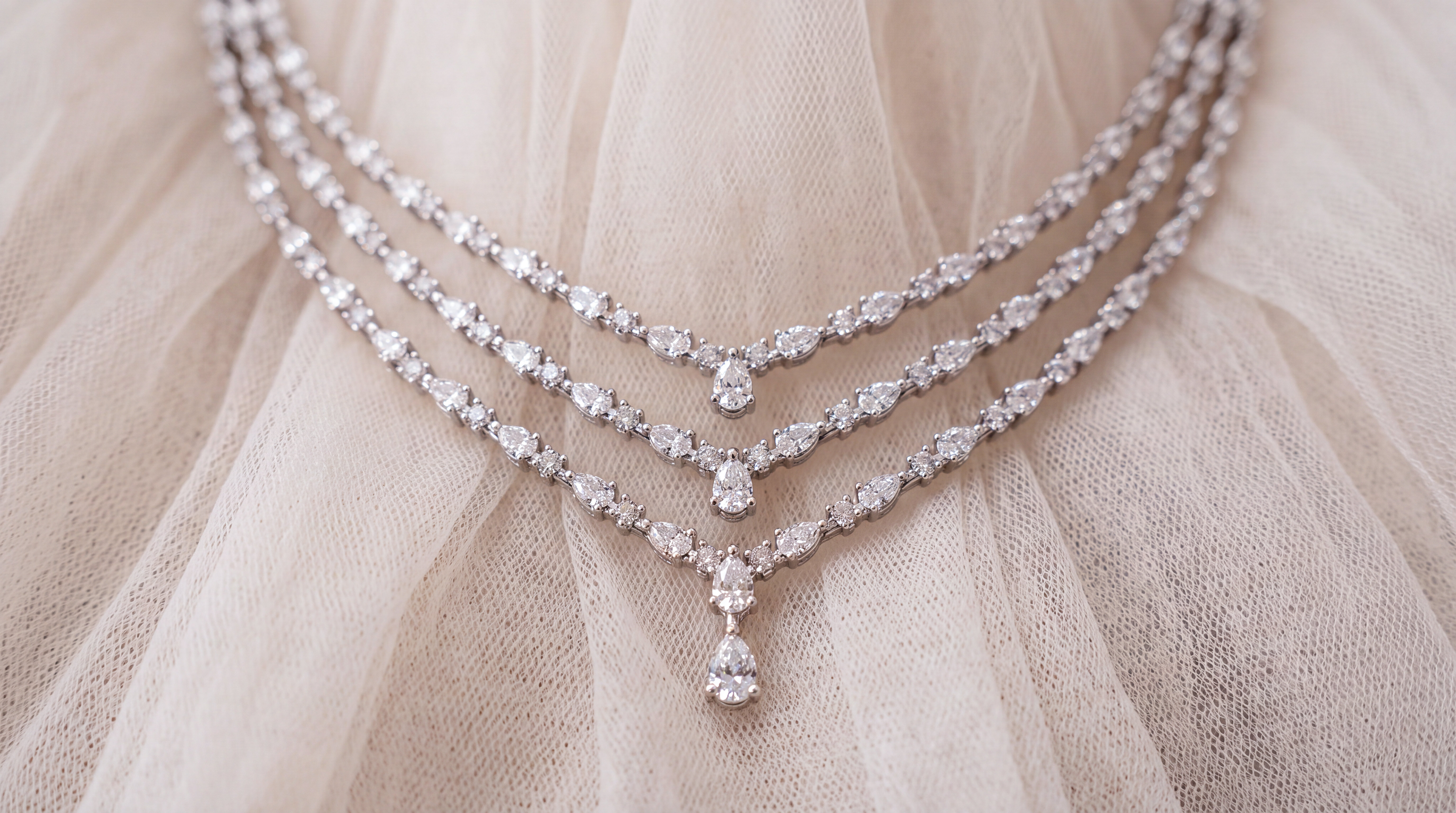 Celestia Étoile Bridal Set craftsmanship image