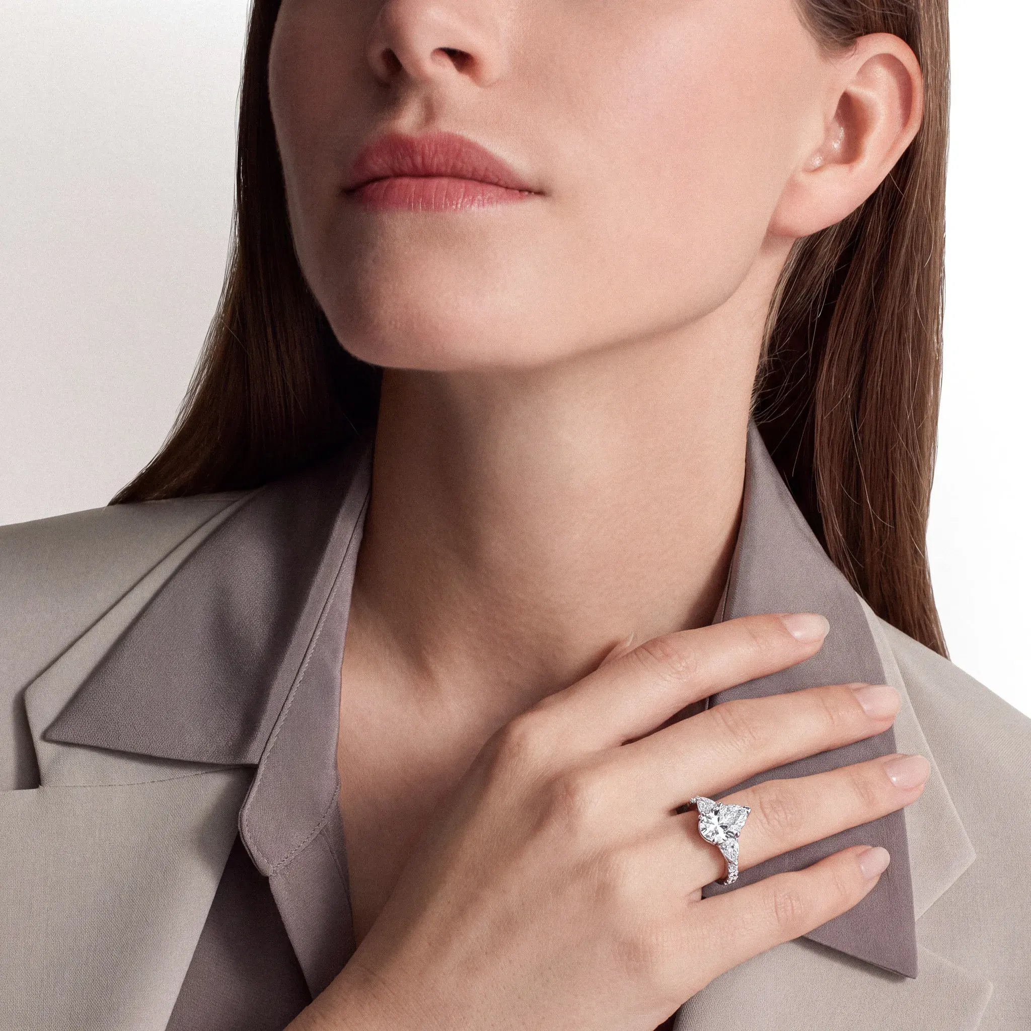 Model Wearing: 4 carat