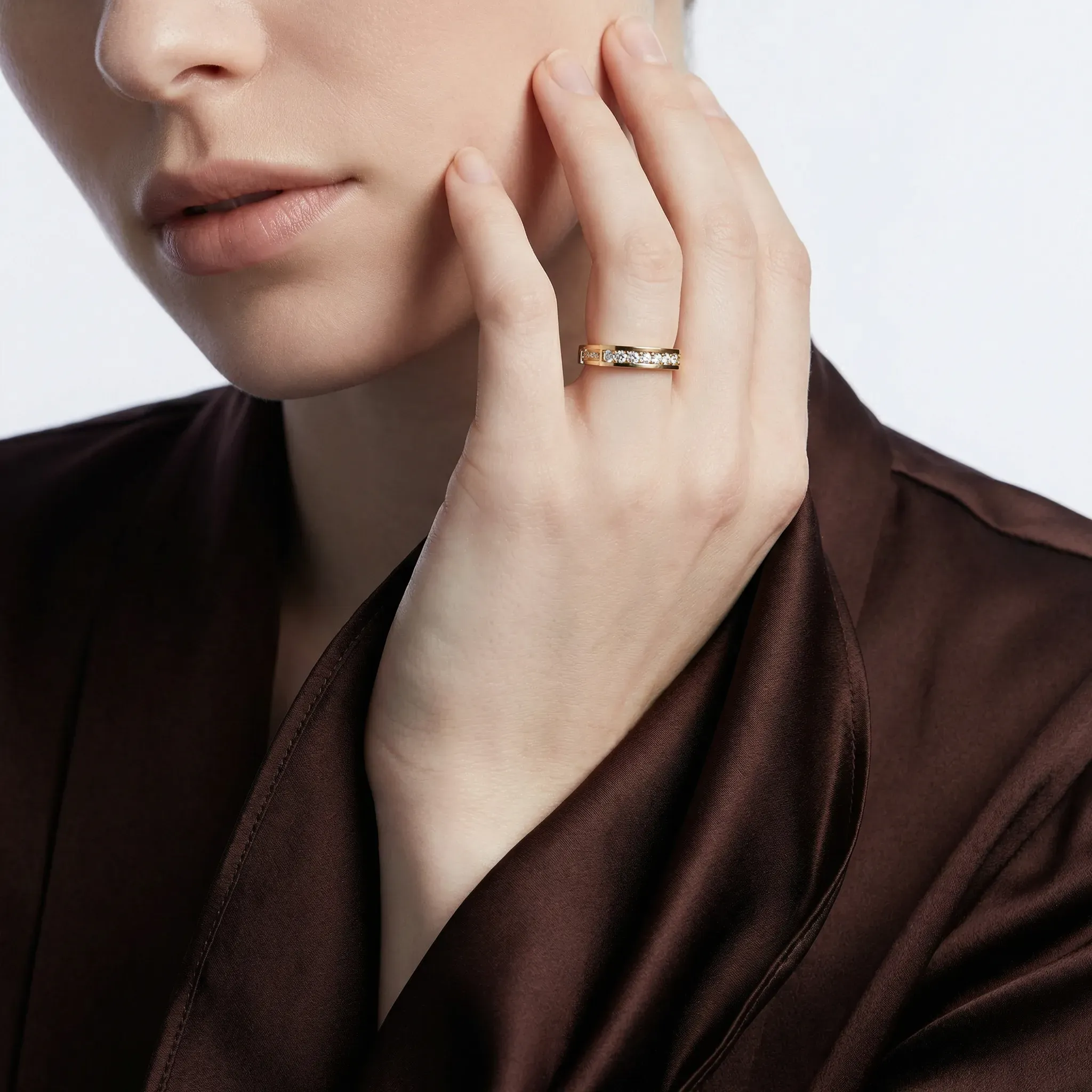 regal channel band - product_gallery - 2