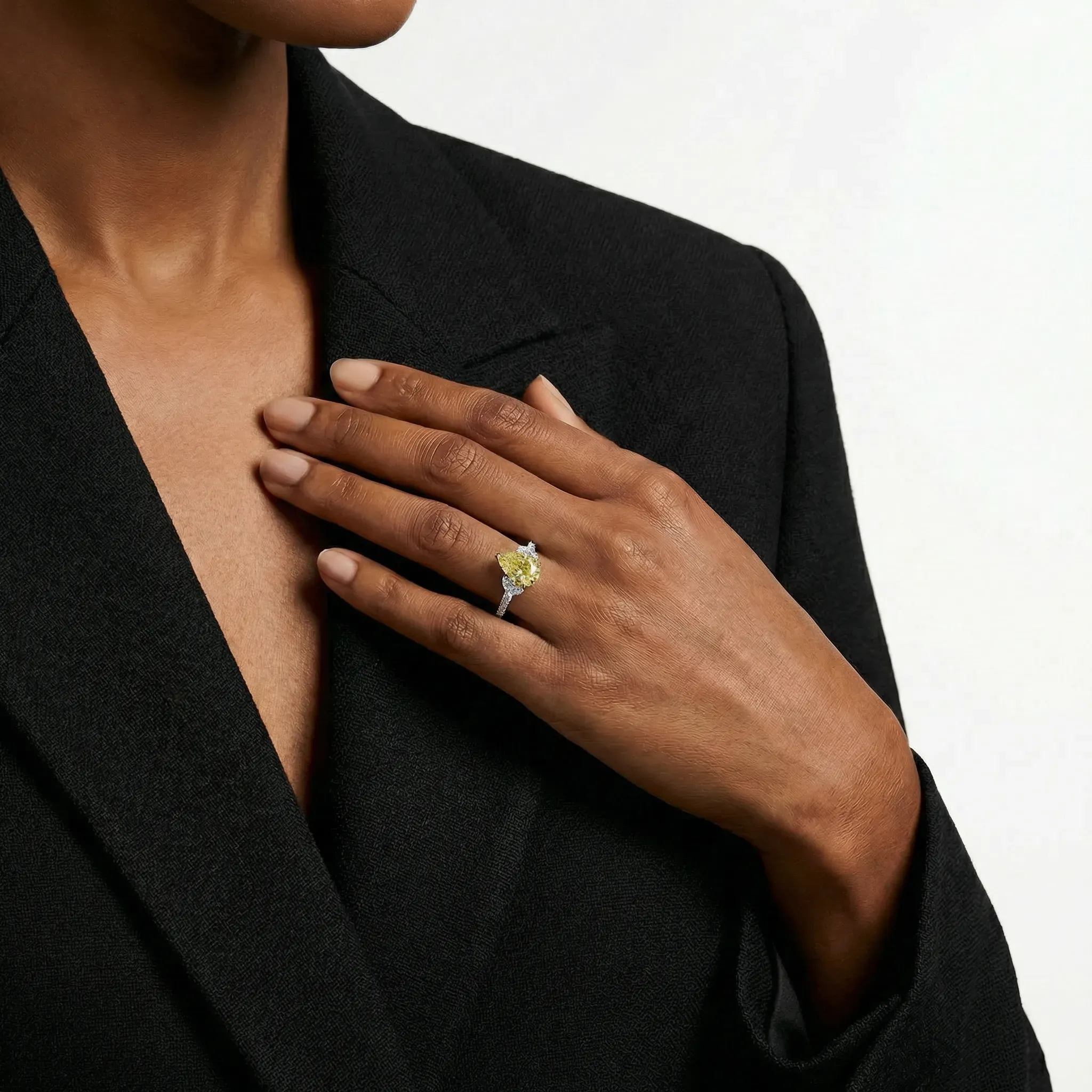 solaris pear ring - product_gallery - 2